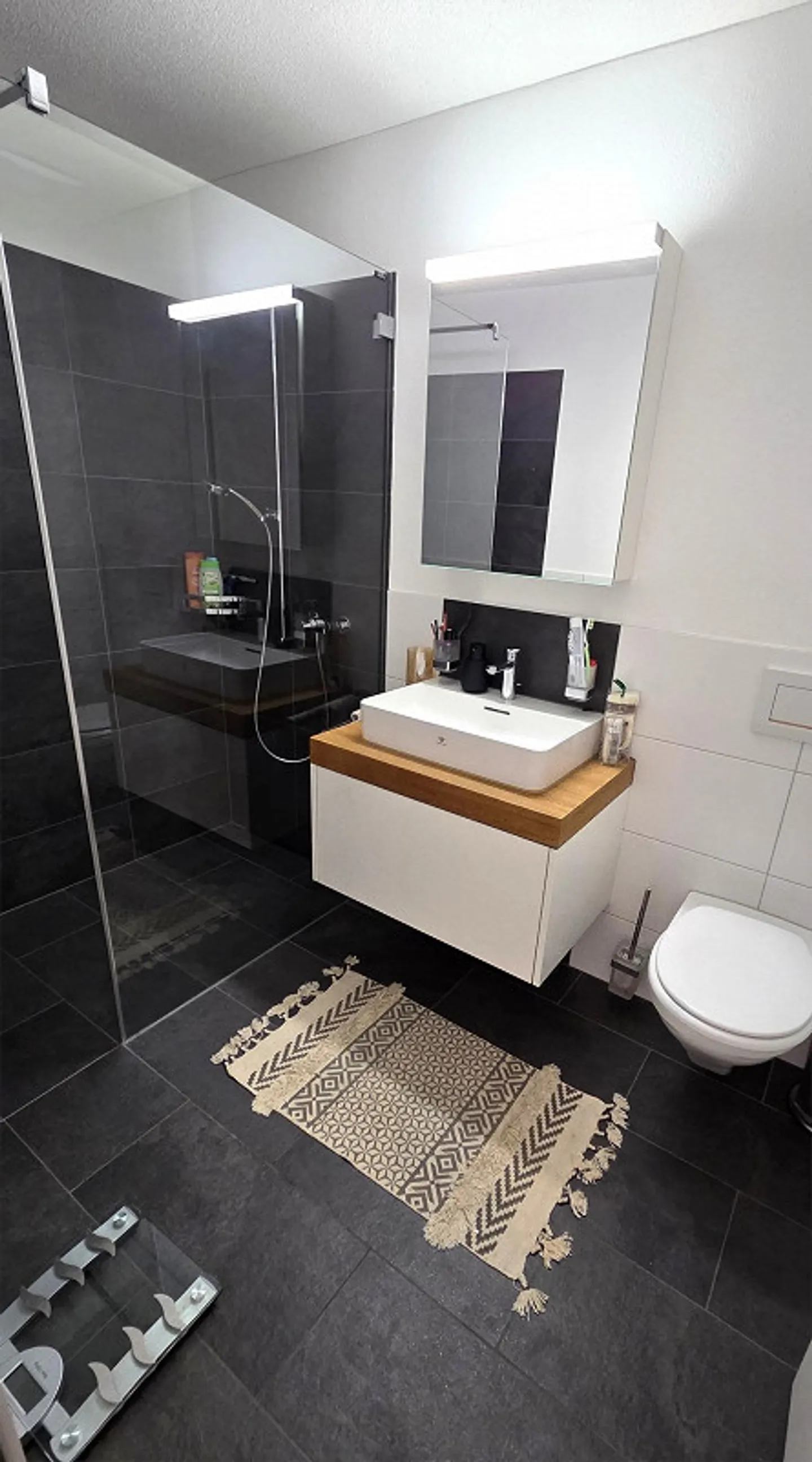 Grosse, sonnige 5 ½-Zimmer-Terrassenwohnung mit schönstem Talblick - Photo 7 sur 26