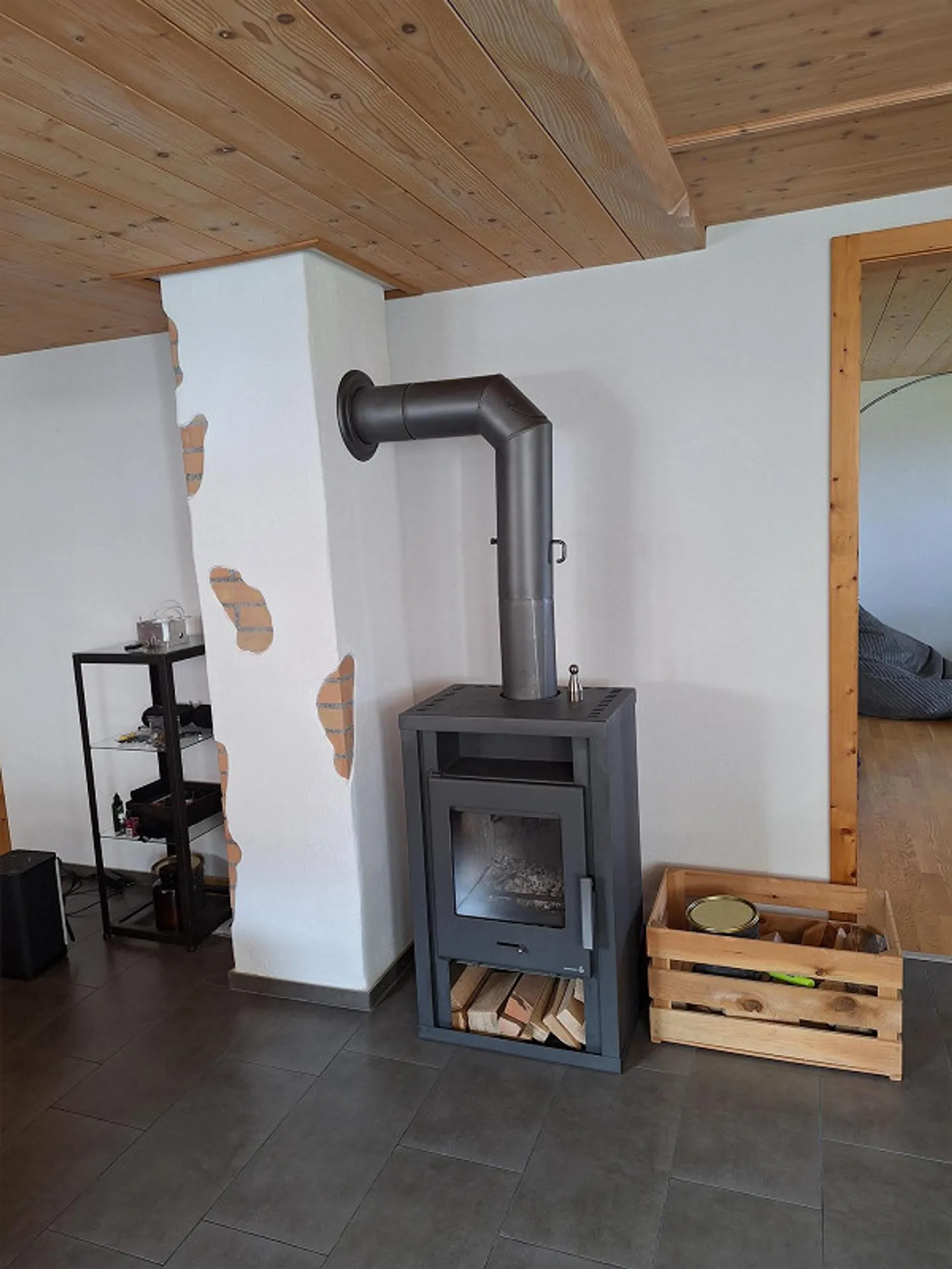 BEAUCOUP D'ESPACE DANS LE VERT - Appartement 3.5 pièces à louer - Photo 3 sur 11