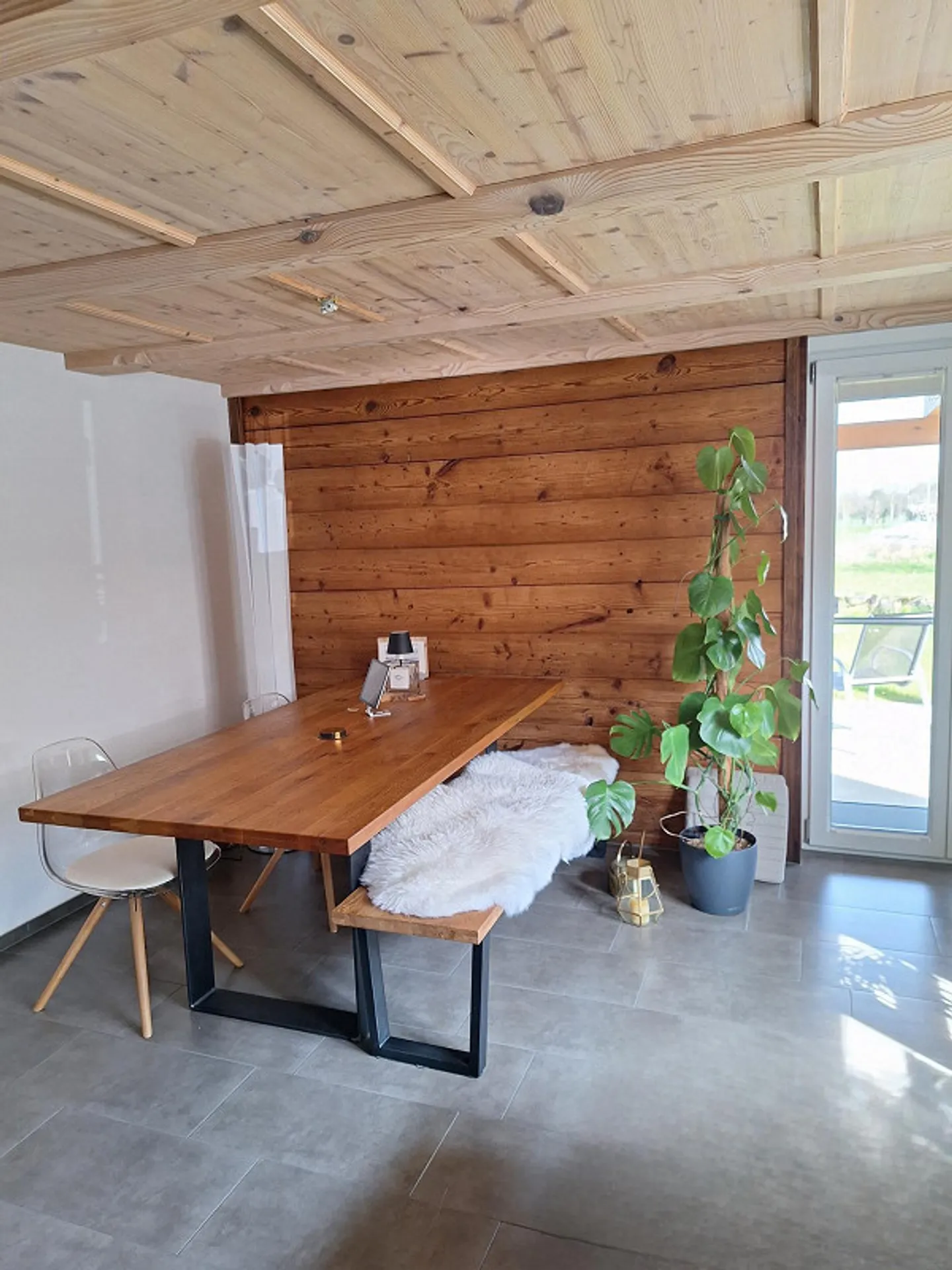 BEAUCOUP D'ESPACE DANS LE VERT - Appartement 3.5 pièces à louer - Photo 8 sur 11