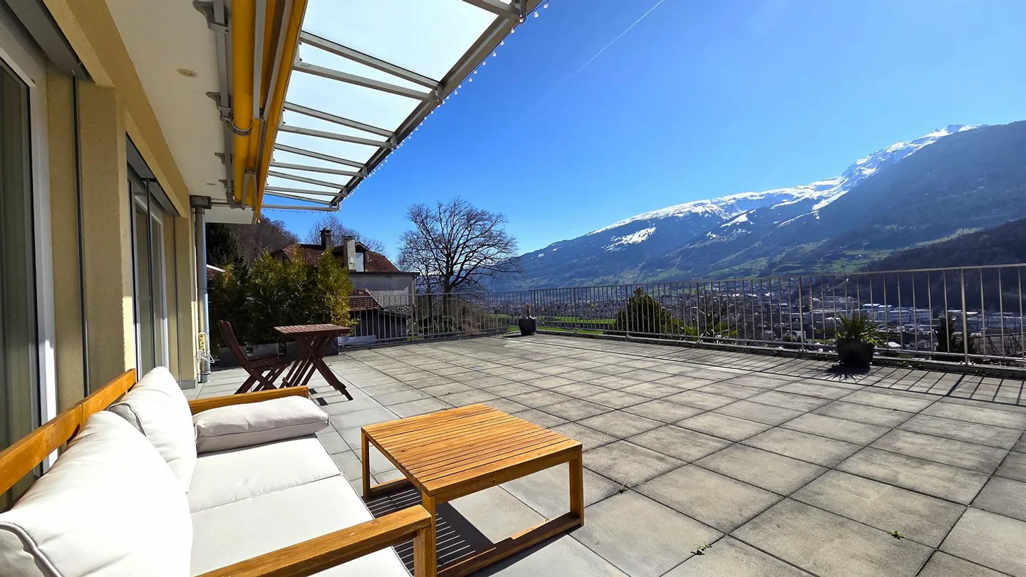 Grosse, sonnige 5 ½-Zimmer-Terrassenwohnung mit schönstem Talblick - Photo 19 sur 26