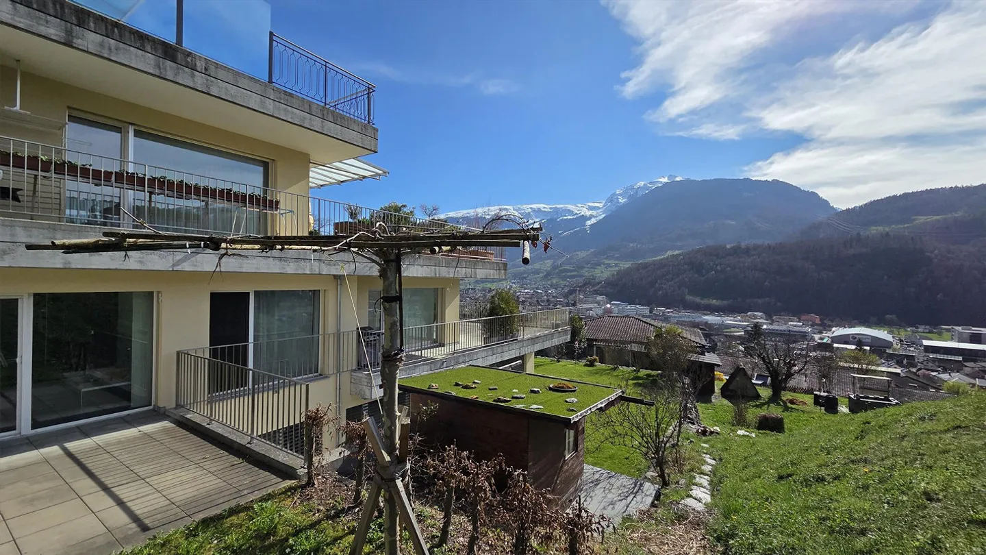 Grosse, sonnige 5 ½-Zimmer-Terrassenwohnung mit schönstem Talblick - Photo 22 sur 26
