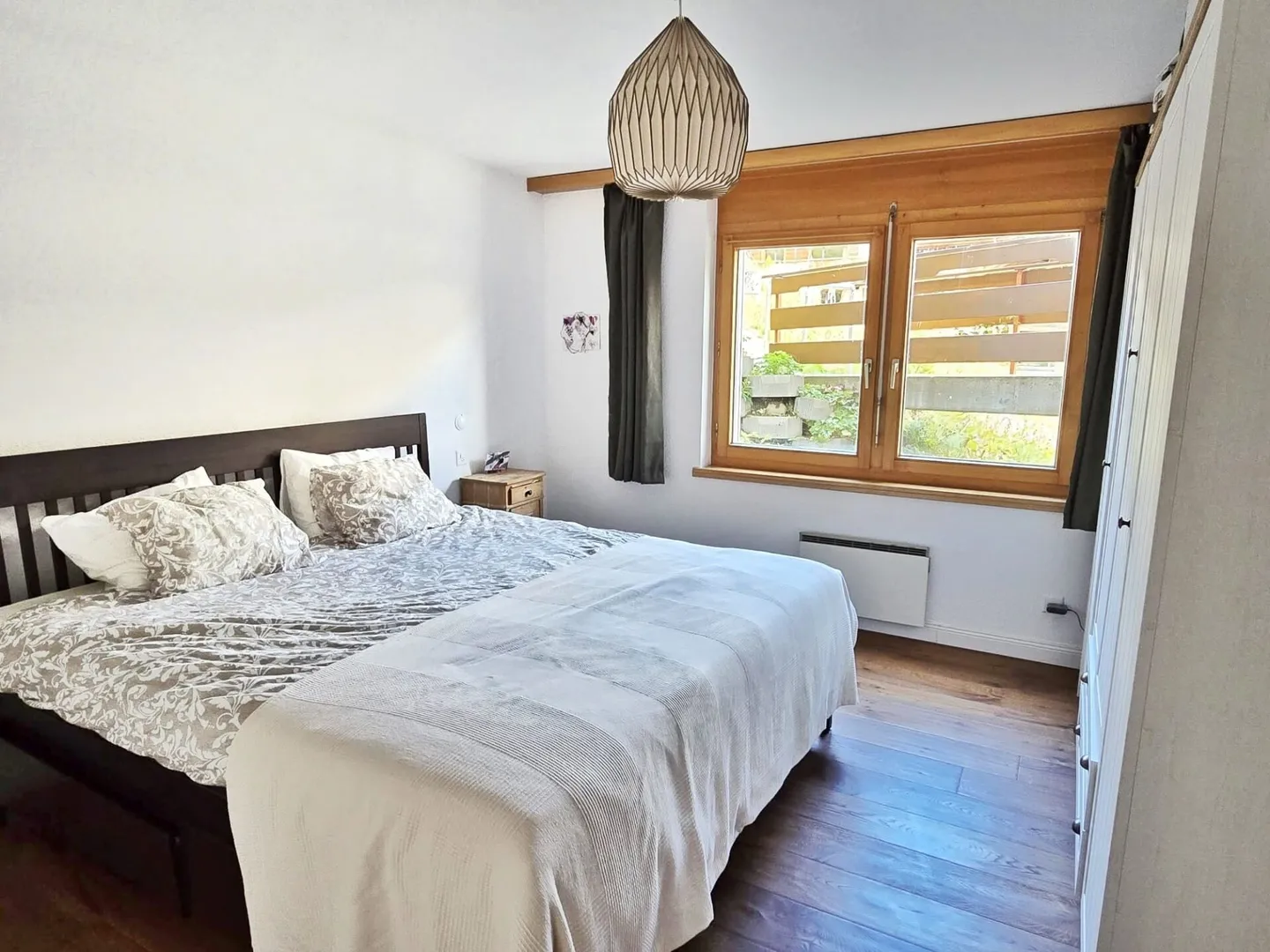 Très spacieux appartement de 5,5 pièces dans l'emplacement le plus ensoleillé près de la Hannigbahn. - Photo 6 sur 18