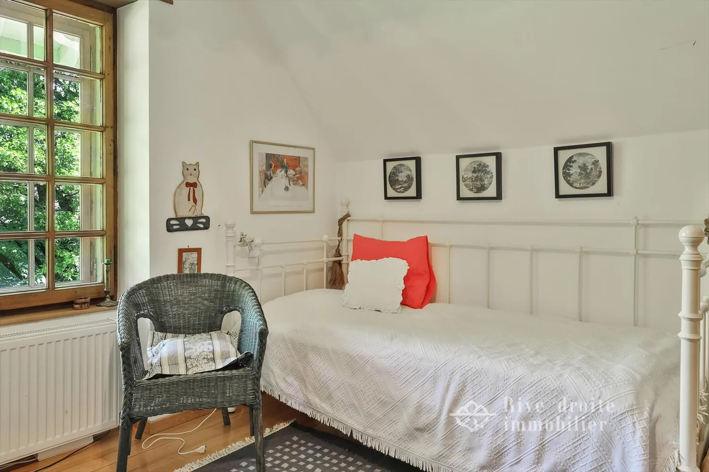 6-room House - Photo 16 of 20