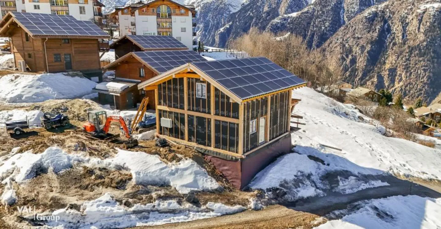 Ultima possibilità: Chalet esclusivo come seconda casa a Grächen! - Foto 4 di 13