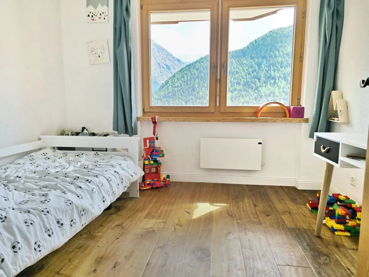 Très spacieux appartement de 5,5 pièces dans l'emplacement le plus ensoleillé près de la Hannigbahn. - Photo 8 sur 18