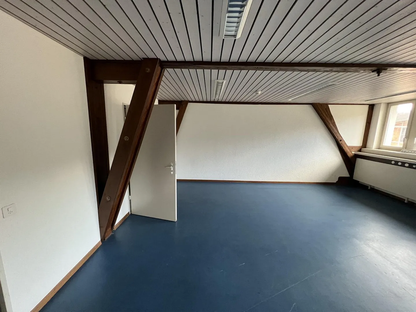 Commercial spaces in Balsthal at attractive conditions - Photo 12 of 13