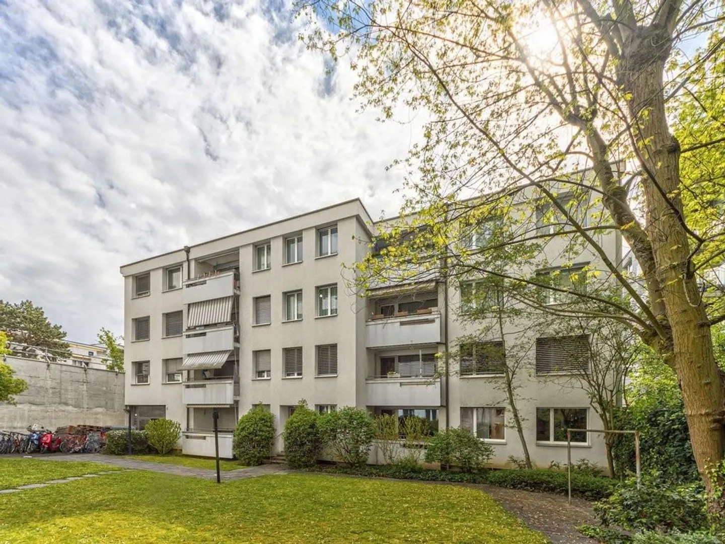 In der Nähe zum Bahnhof SBB - Foto 1 von 6