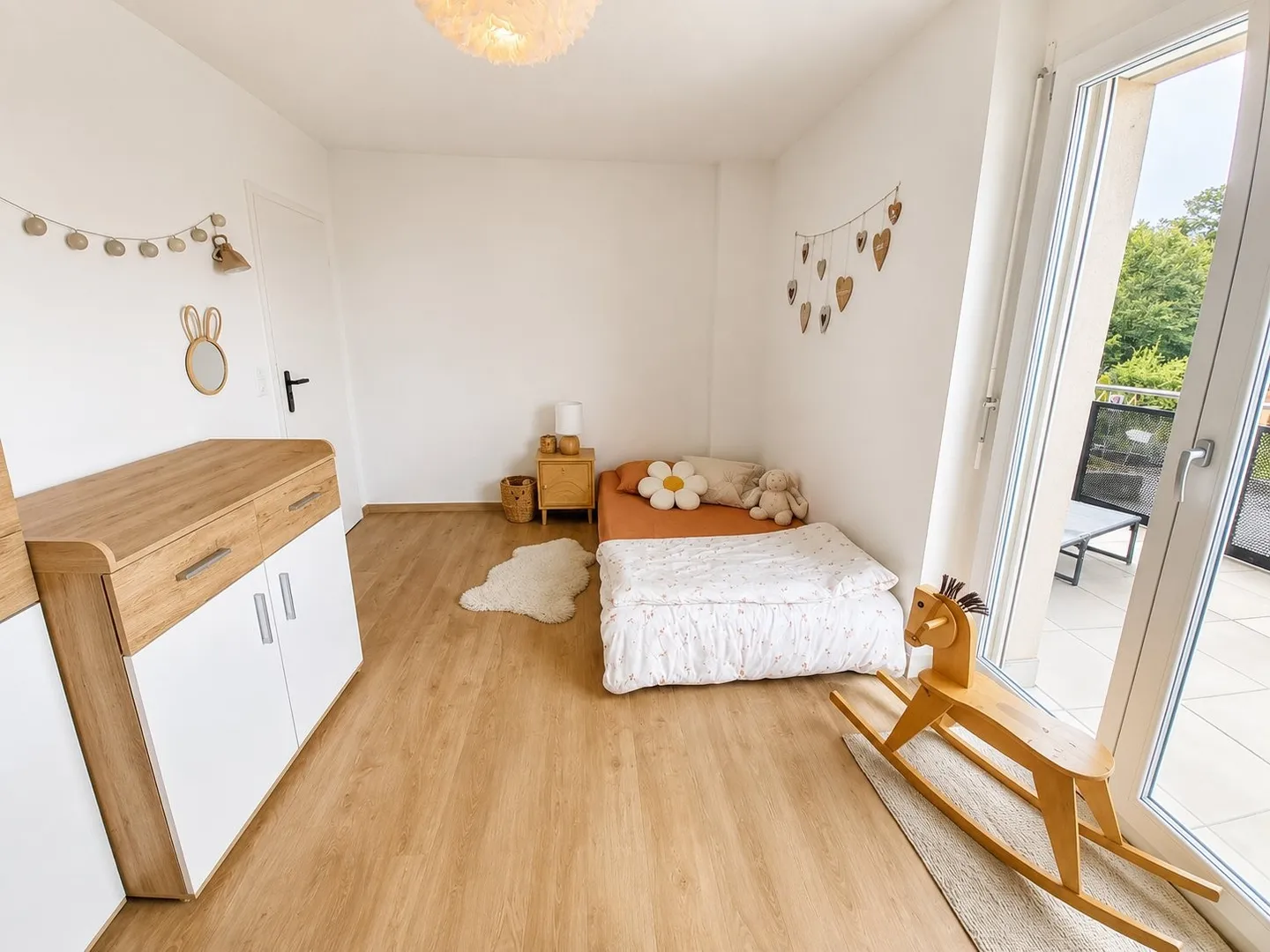 Magnifico appartamento di 4,5 locali al piano superiore - Foto 2 di 5