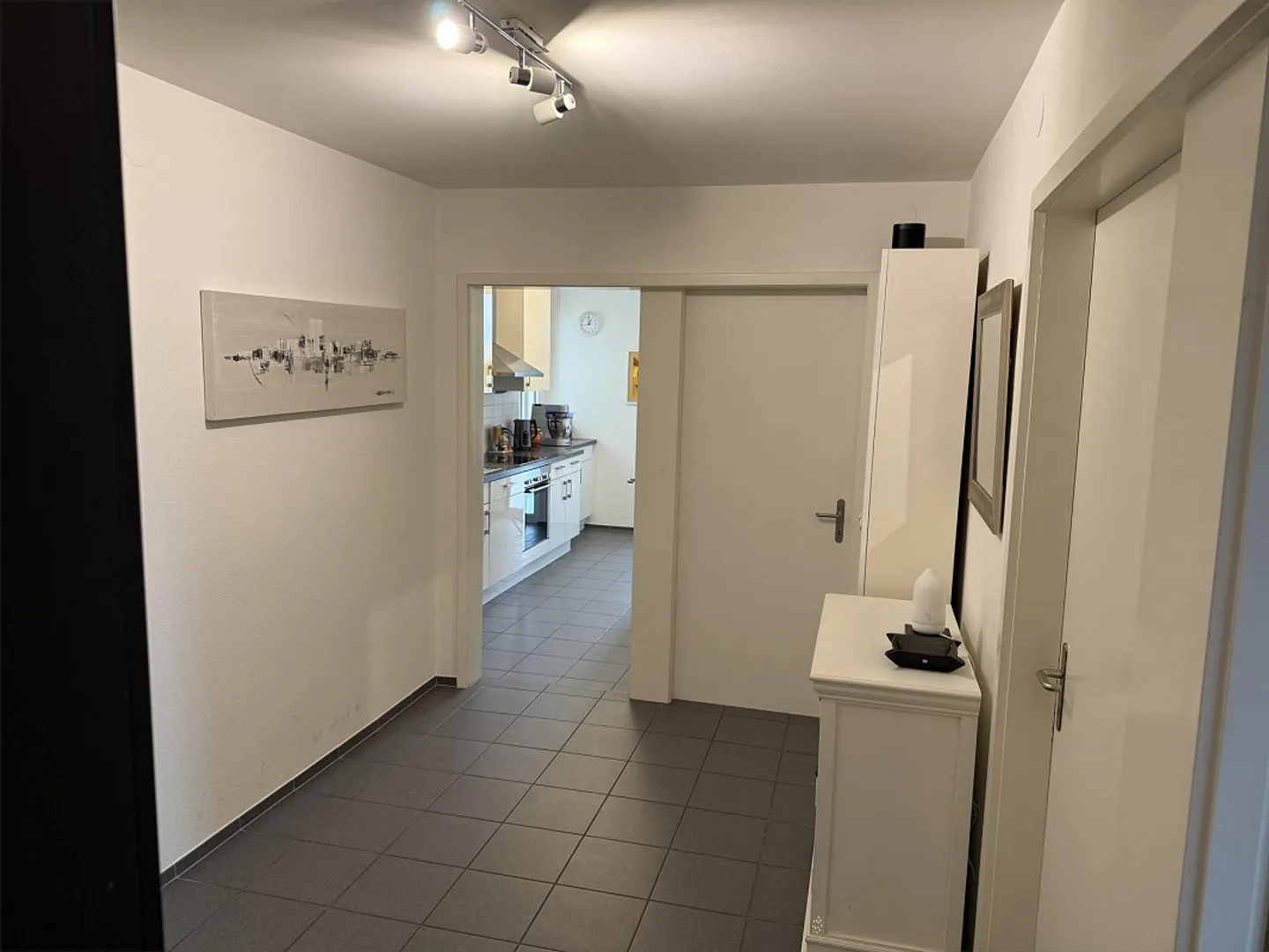 3.0 Room Apartment in Birsfelden - Photo 1 of 7