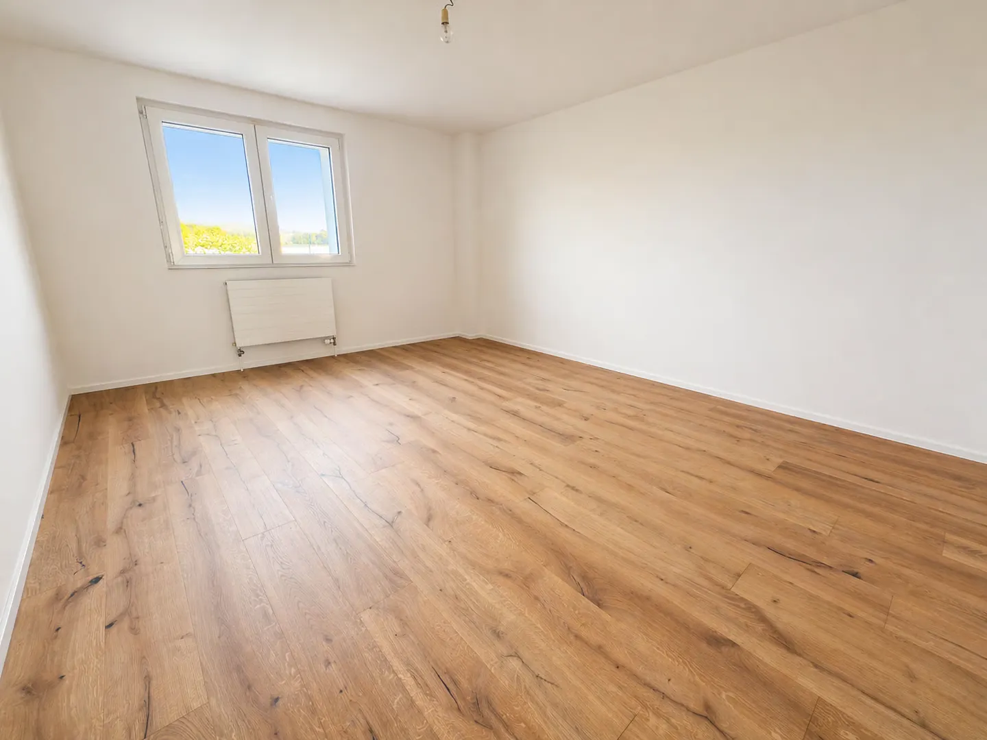 Fétigny : 4.5 pièces rénové de 99 m² avec grand balcon - Photo 4 of 9