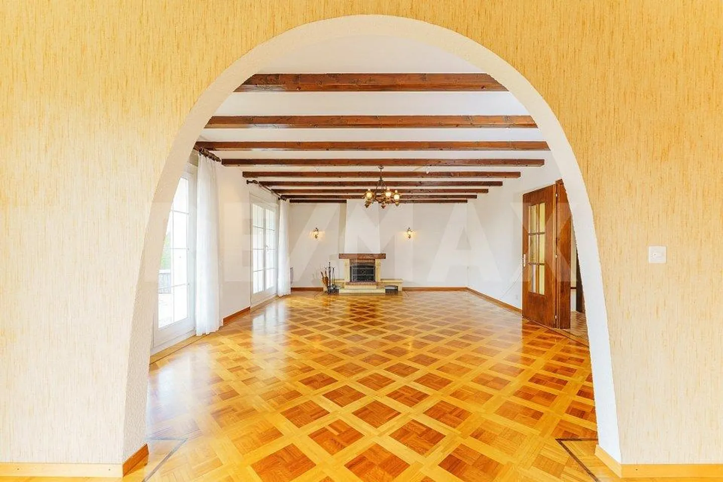 1,333 m² of land: a luxury that few can afford - Photo 5 of 13