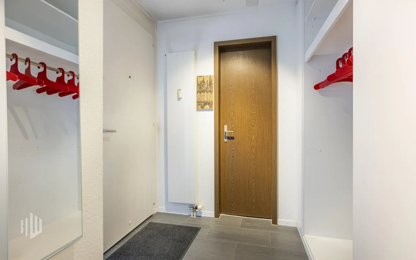 Helle Wohnung mit Balkon - Foto 2 von 8