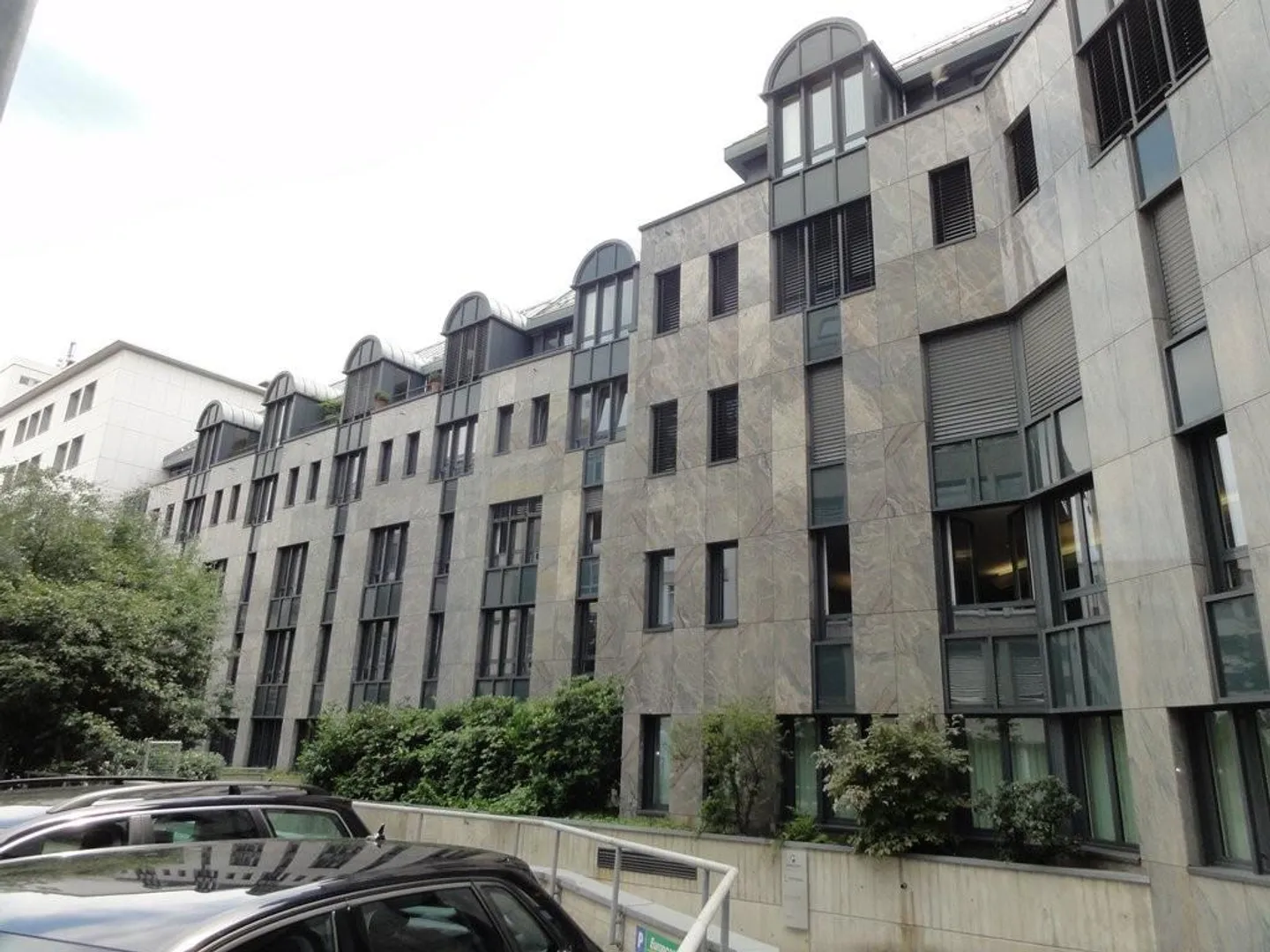 Einstellplatz zu vermieten im Kreis 5 - Foto 1 von 1