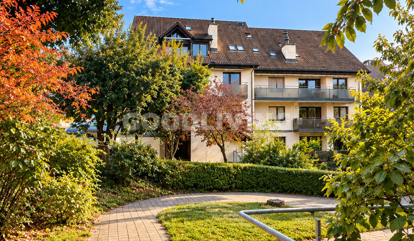 Charming Attic Maisonette in Witikon - Photo 4 of 4