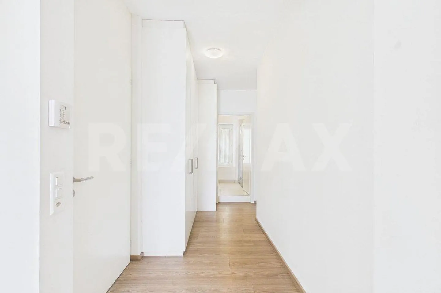 Double opportunity in Verscio with renovated apartments and view - Photo 13 of 13