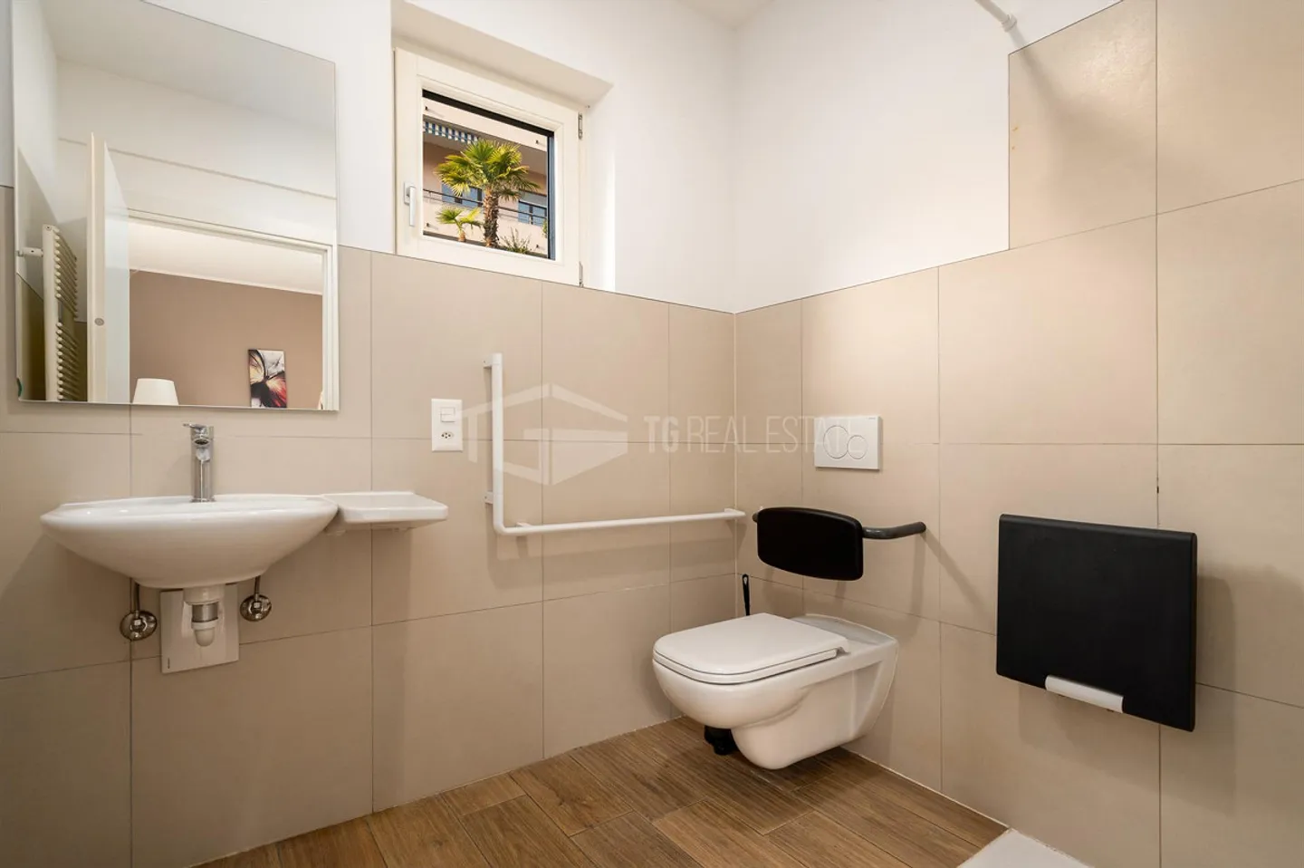 APPARTEMENT MODERNE DE DEUX PIÈCES AVEC JARDIN PRIVÉ - Photo 5 sur 8