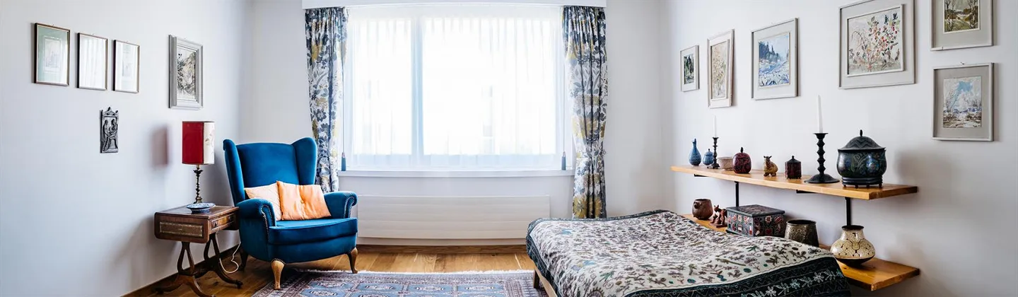 Freshly renovated condominium - guaranteed lake and panoramic view - Photo 9 of 15