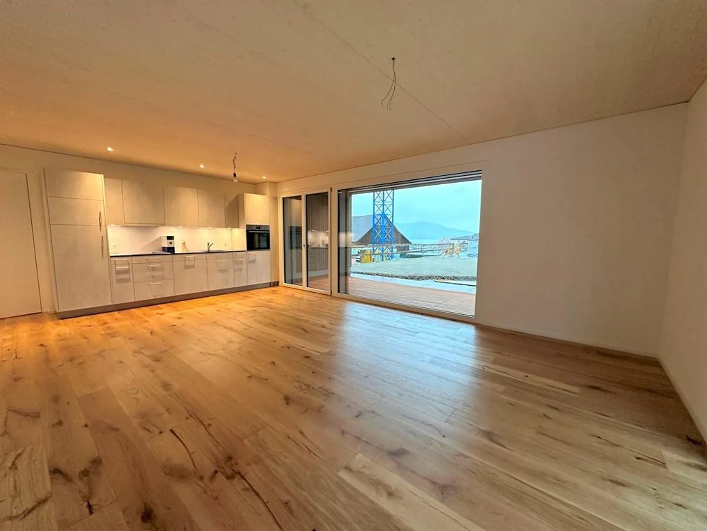 Moderno appartamento di 2,5 stanze in affitto ad Aesch! - Foto 2 di 6