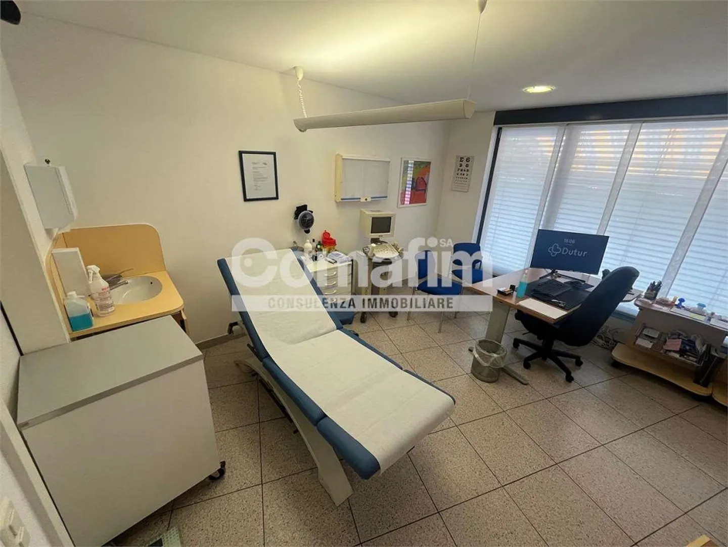 Affitto studio medico/Locale commerciale a Vezia - Foto 6 di 13