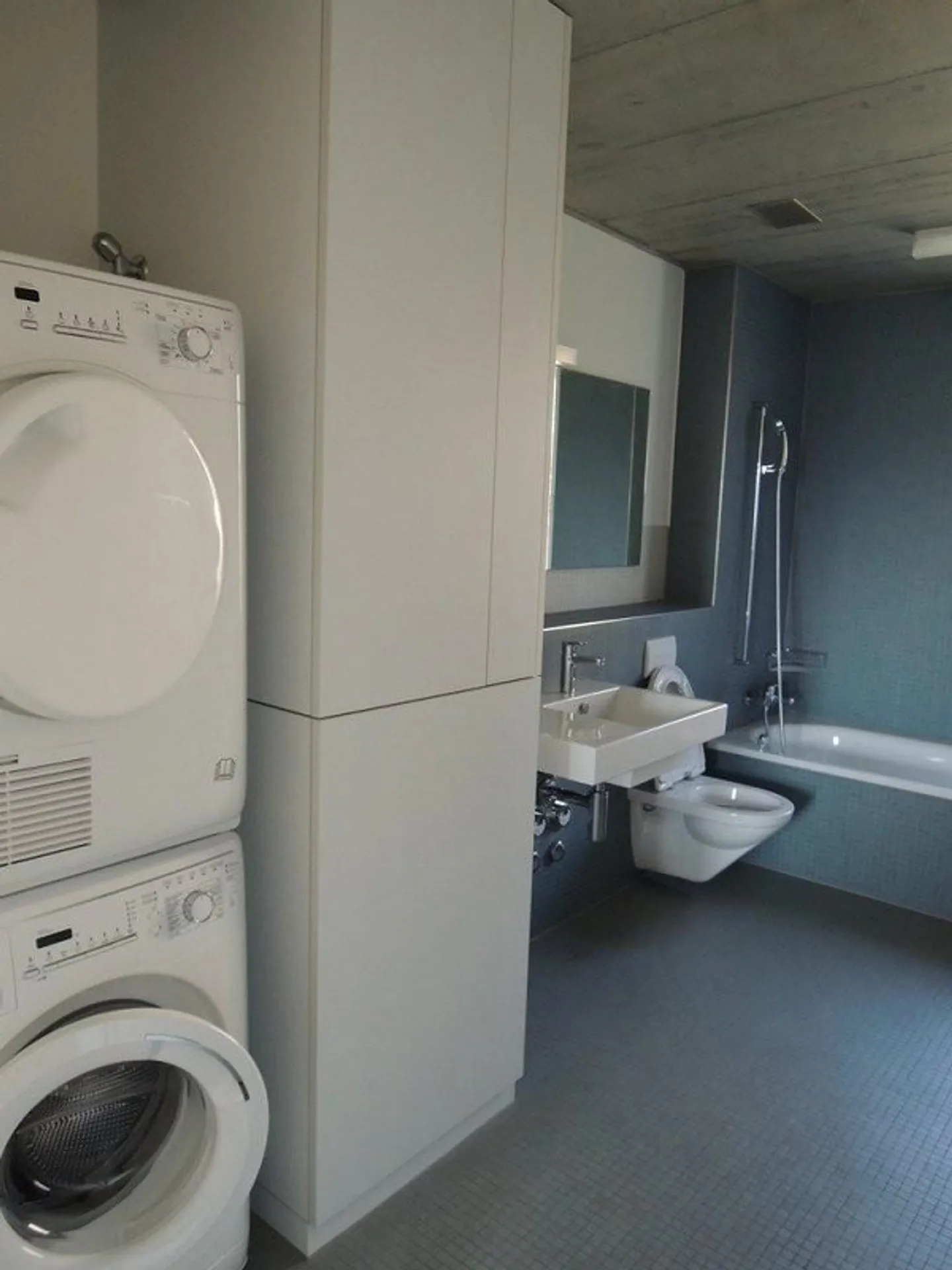 Appartement en attique lumineux à Männedorf à partir du 01.06.2026 - Photo 6 sur 8