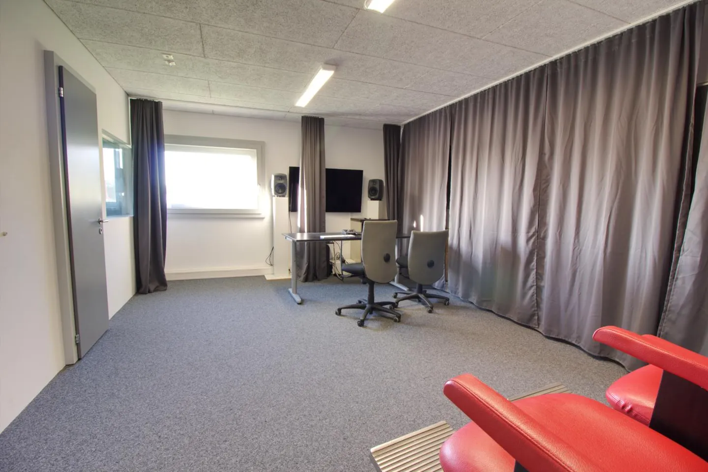 Industrial Property 8.5 Rooms - Photo 11 of 15