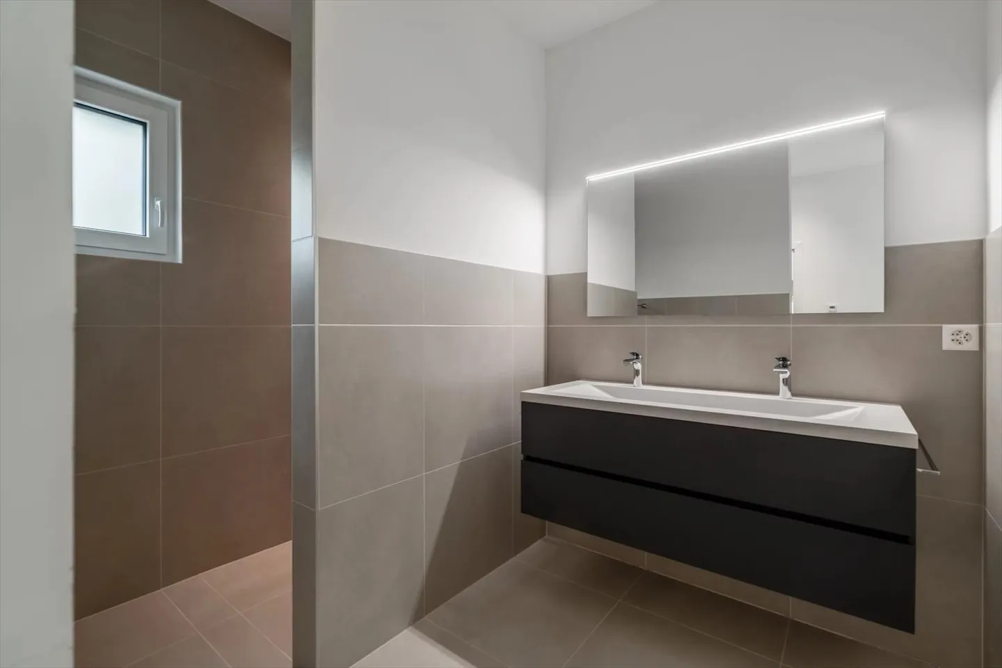 Maison 5.5 pièces - Photo 11 sur 13