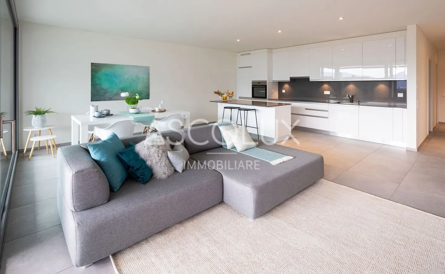 Appartement 4.5 pièces au premier étage avec grande terrasse - Photo 1 sur 13