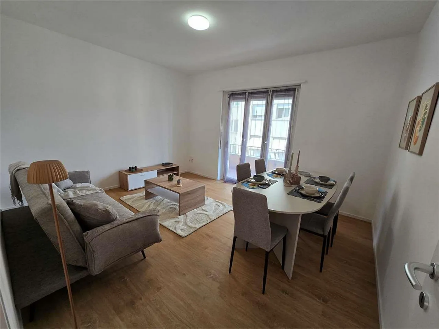 Chiasso - Prestigeträchtige 4.5 Zimmer "Schlüsselfertig" - Möbliert und Renoviert - Foto 8 von 11