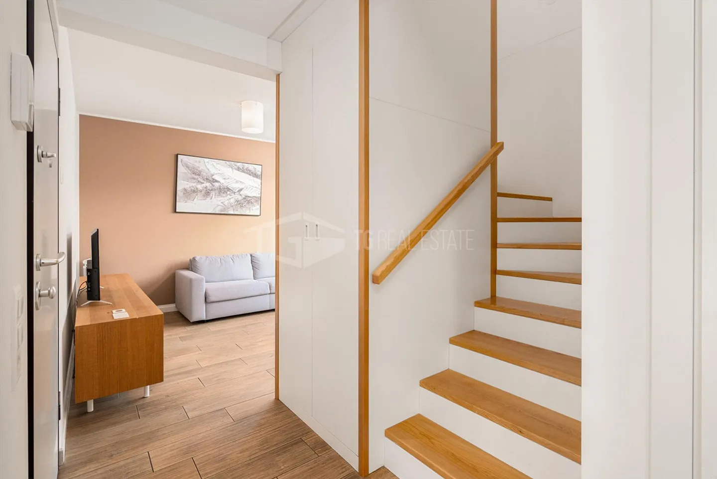 DUPLEX VIGANELLO DE 3.5 PIÈCES MEUBLÉ - Photo 3 sur 13