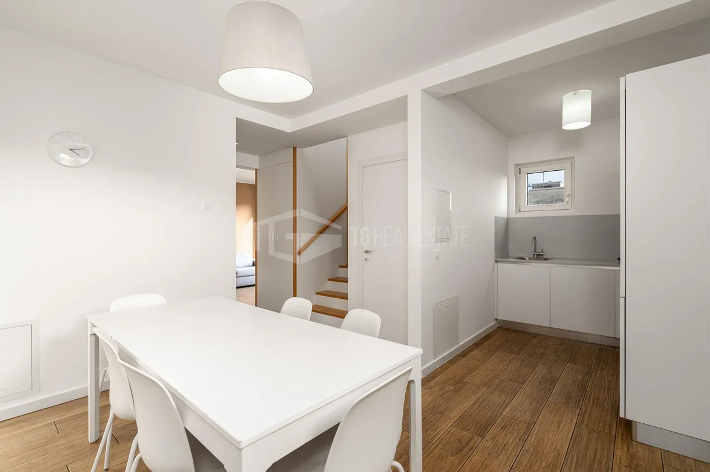 DUPLEX VIGANELLO DE 3.5 PIÈCES MEUBLÉ - Photo 6 sur 13