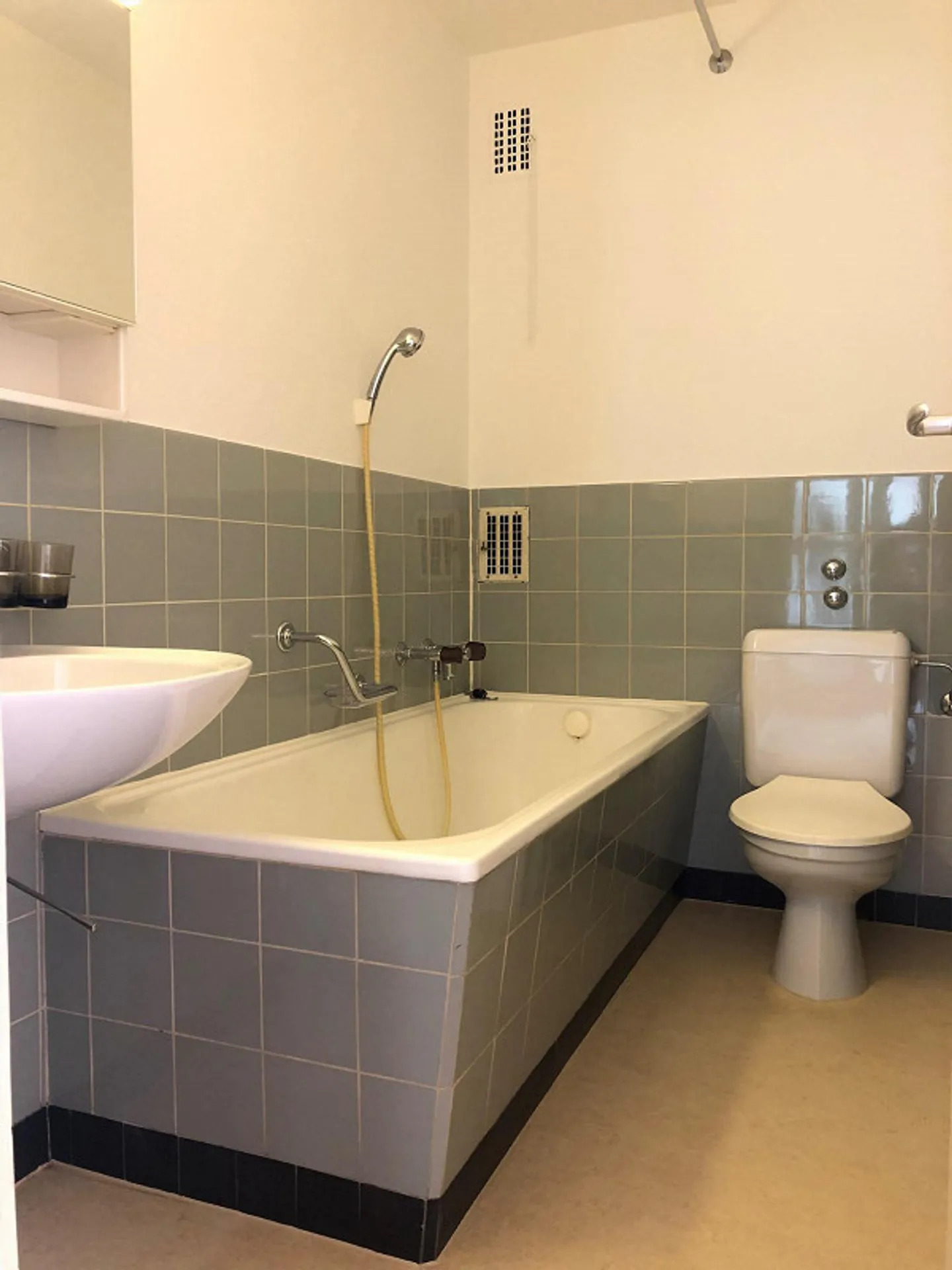 Appartamento luminoso con grande balcone a Burgernziel - Foto 7 di 8