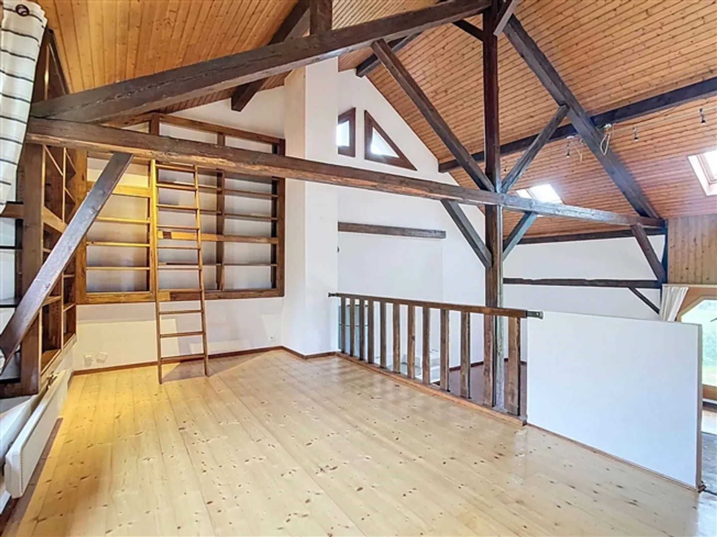 Renovated farmhouse in the heart of nature - Photo 3 of 13