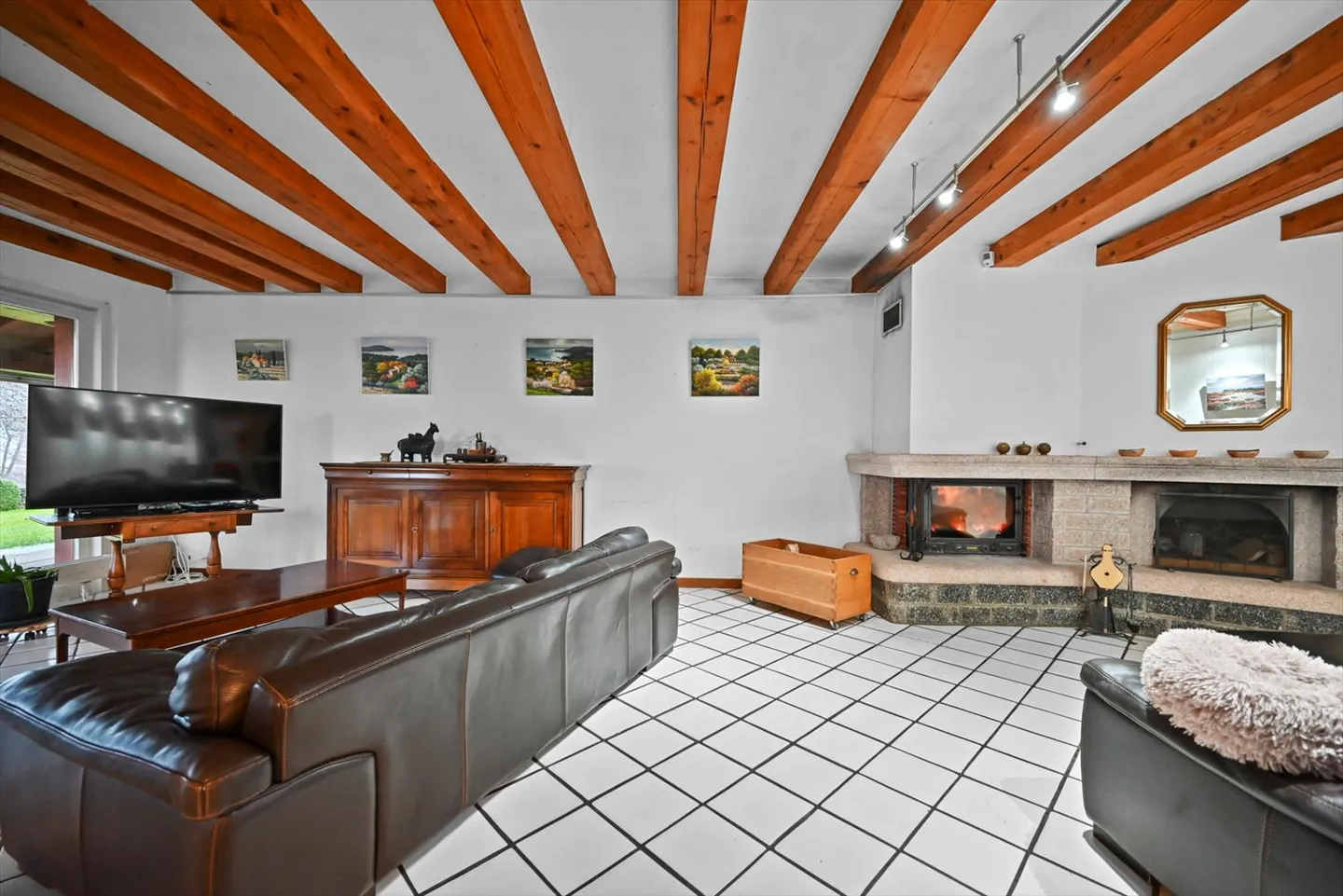 BLONAY - VILLA INDIVIDUELLE AU CALME DE 7.5 PIECES A LOUER DANS UN - Photo 2 sur 5