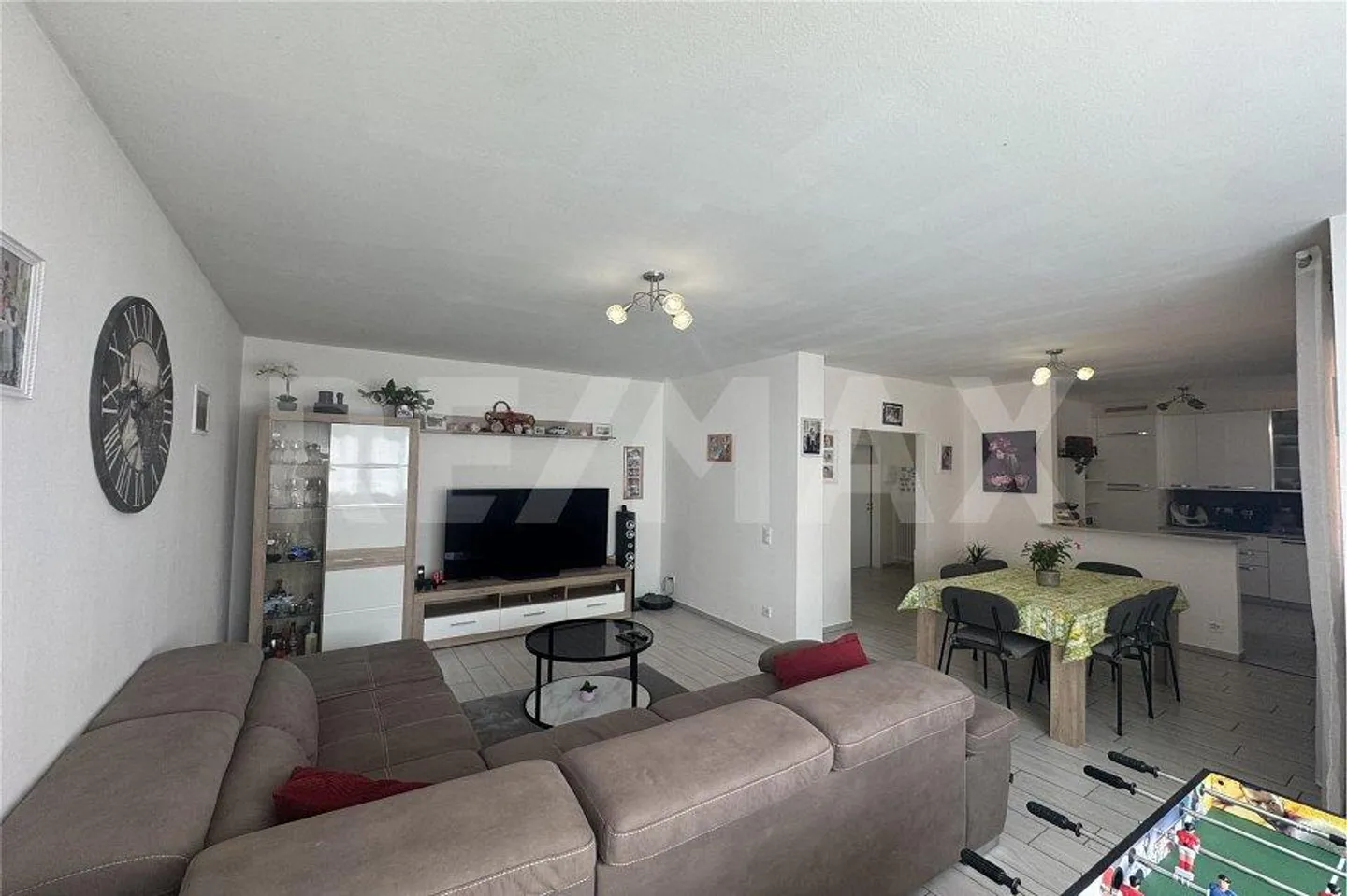 Spacious and comfortable 4½ rooms in a quiet residence - Photo 10 of 13