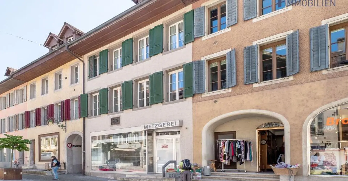 Fehr Immobiliare - Proprietà residenziale e commerciale situata in posizione centrale - Foto 2 di 13