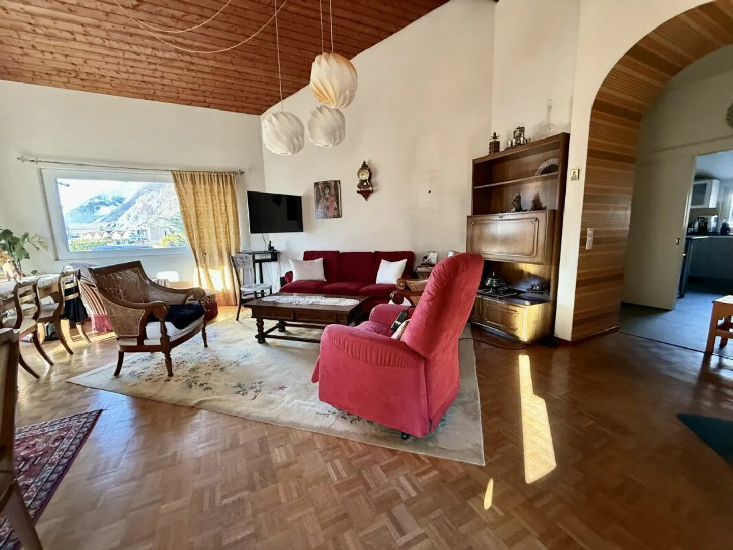 Family Villa in Ardon - Photo 5 of 13