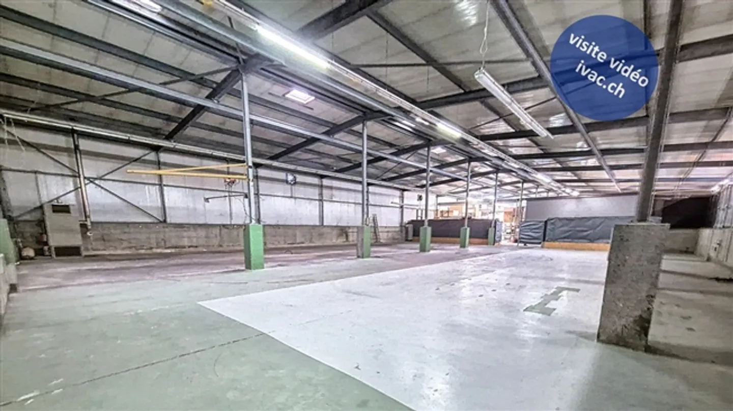 Industrial Hall of 790 m2 (Lot 2) in Lucens / VD - Photo 1 of 8