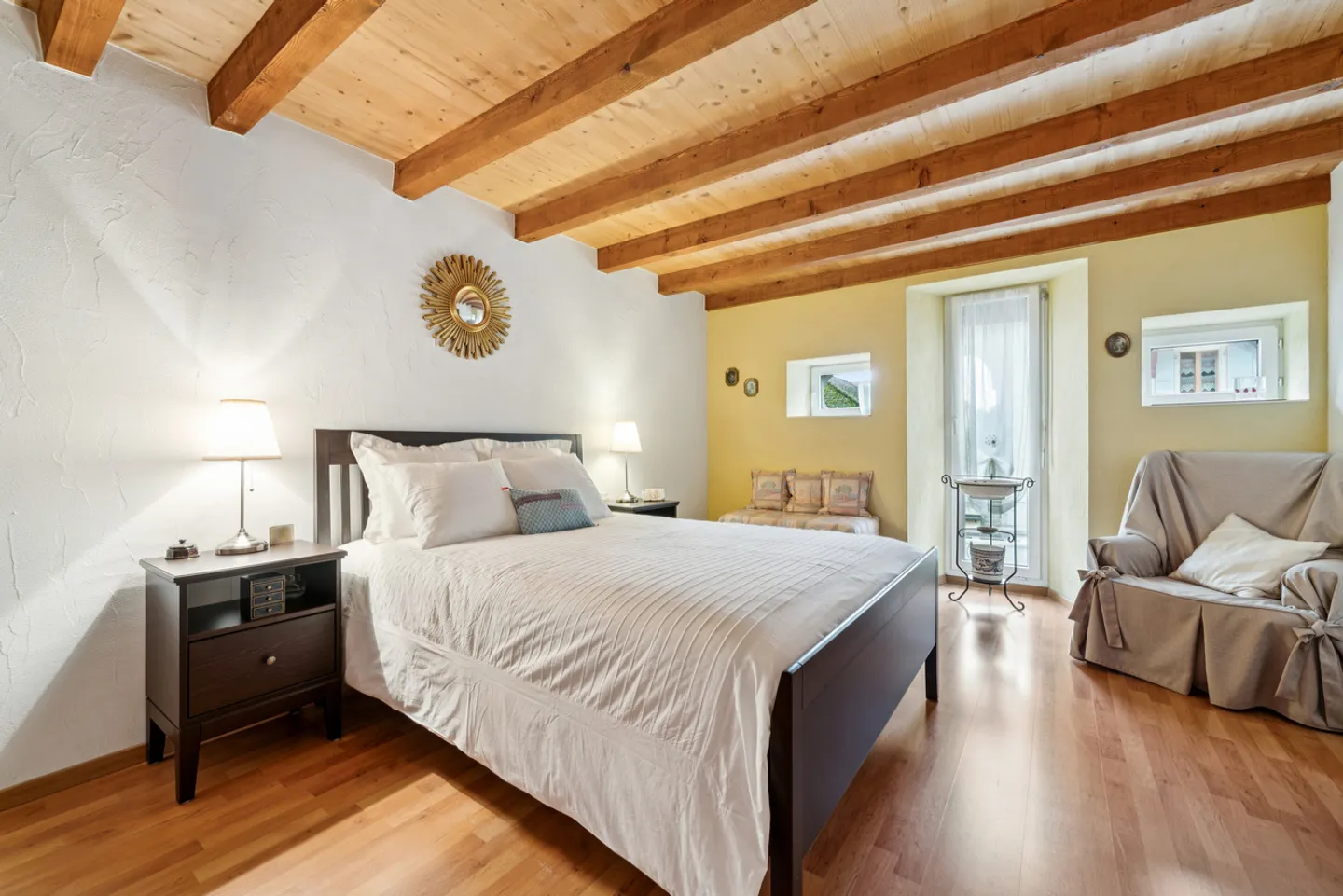 Spacieux appartement 4.5 pièces avec loggia à Champagne - Photo 8 sur 13