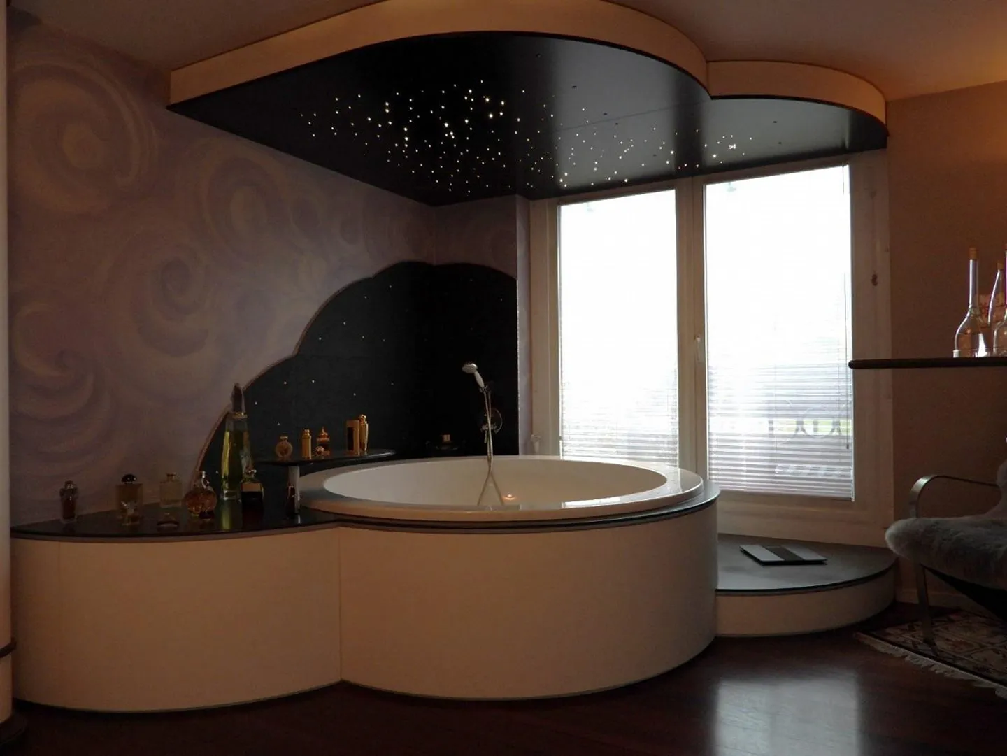 Attic, central location! - Photo 8 of 13