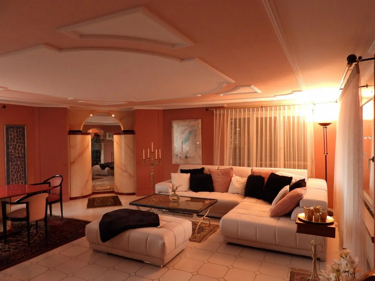 Attic, central location! - Photo 4 of 13