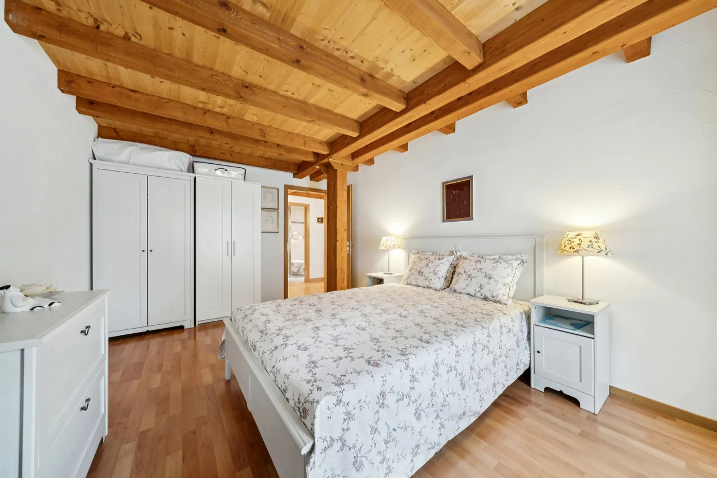 Spacieux appartement 4.5 pièces avec loggia à Champagne - Photo 11 sur 13