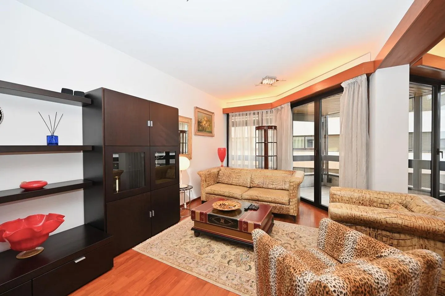 Raffiniertes Apartment Nahe dem Zentrum von Lugano und dem See - Foto 2 von 17