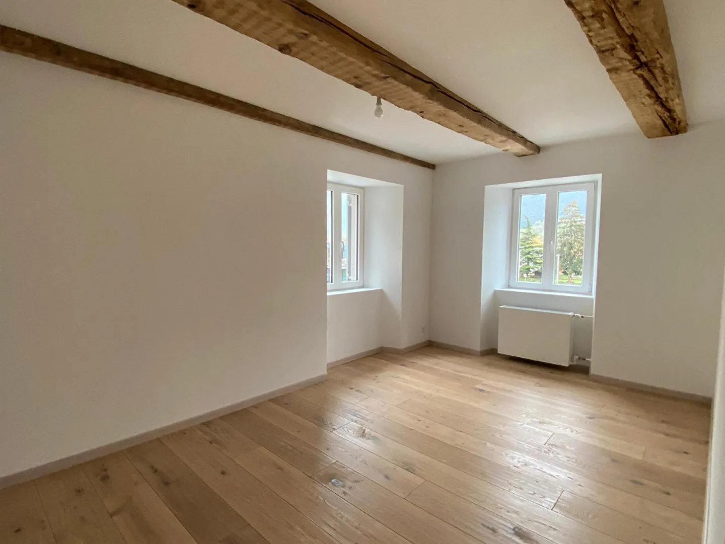 Charming 3.5-room apartment in Felsberg - Photo 1 of 6