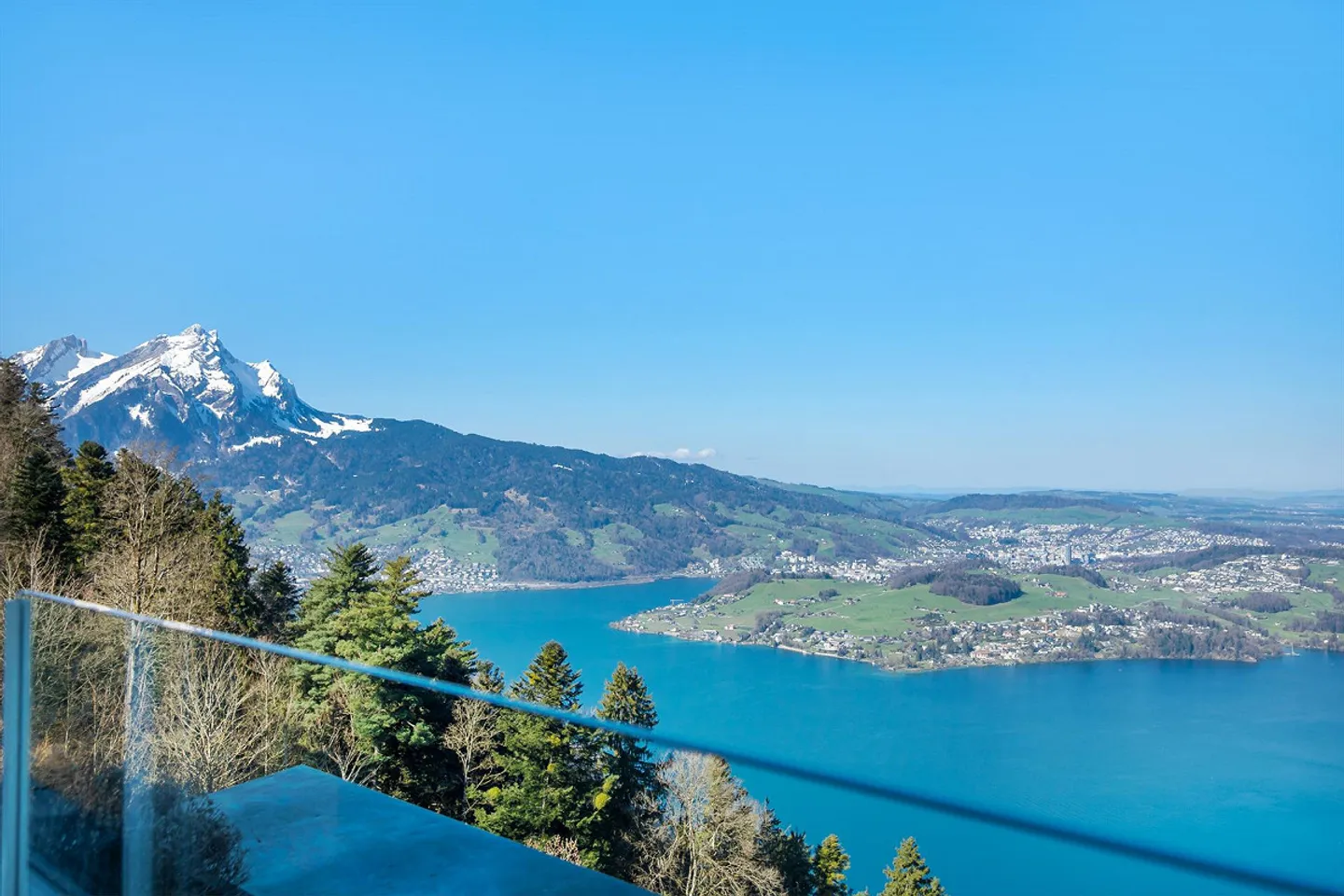 Bürgenstock - living with a view - Photo 7 of 13