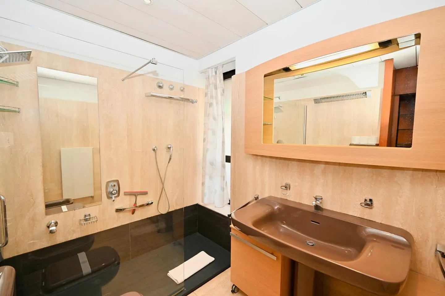 Raffiniertes Apartment Nahe dem Zentrum von Lugano und dem See - Foto 14 von 17