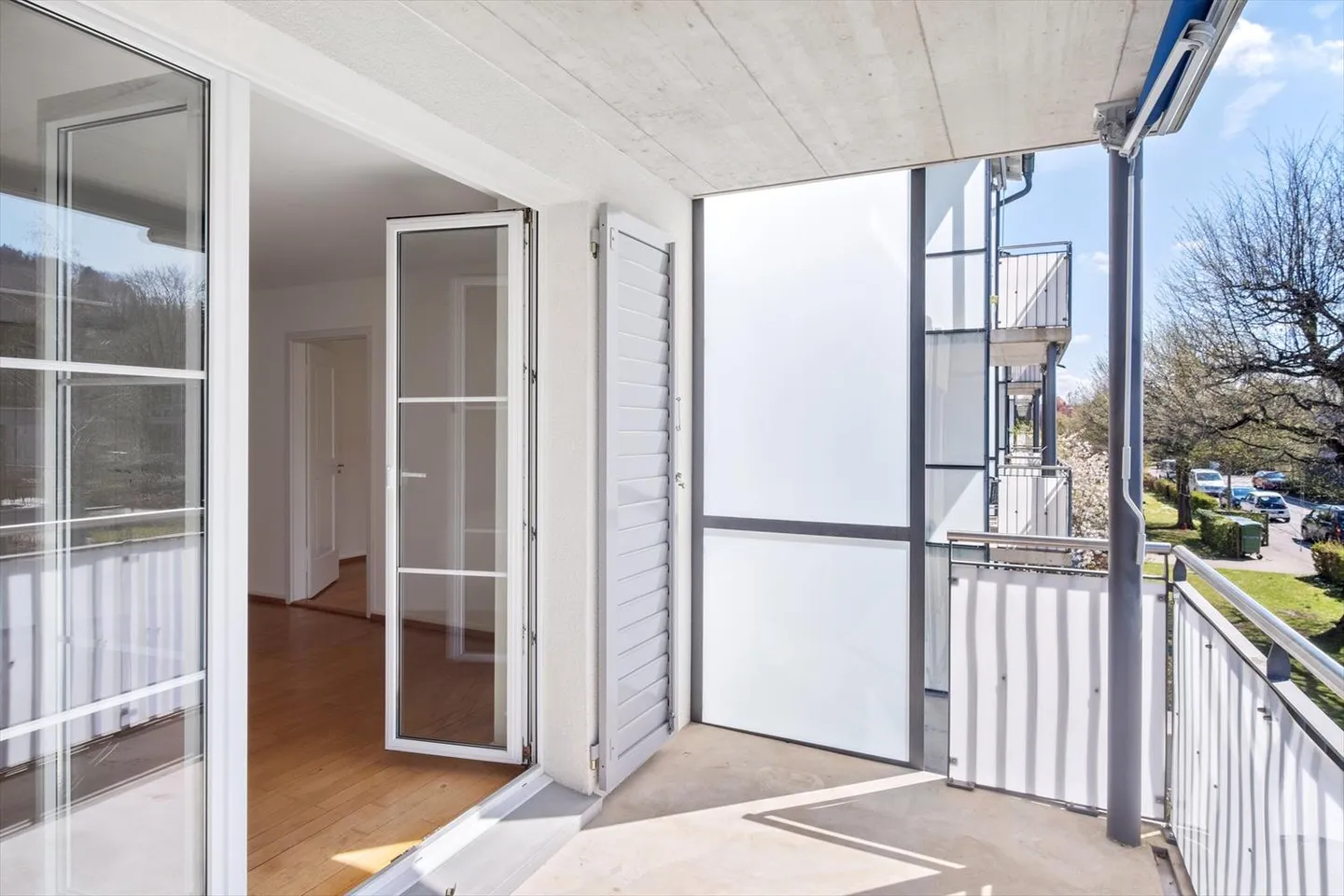 Central Veltheim within 10 minutes walking to the train station "RENT WITHOUT DEPOSIT" - Photo 9 of 10