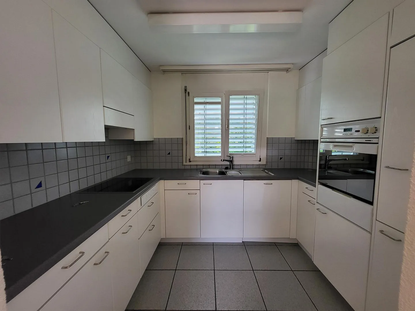Ampio appartamento duplex di 3,5 locali - Foto 2 di 10