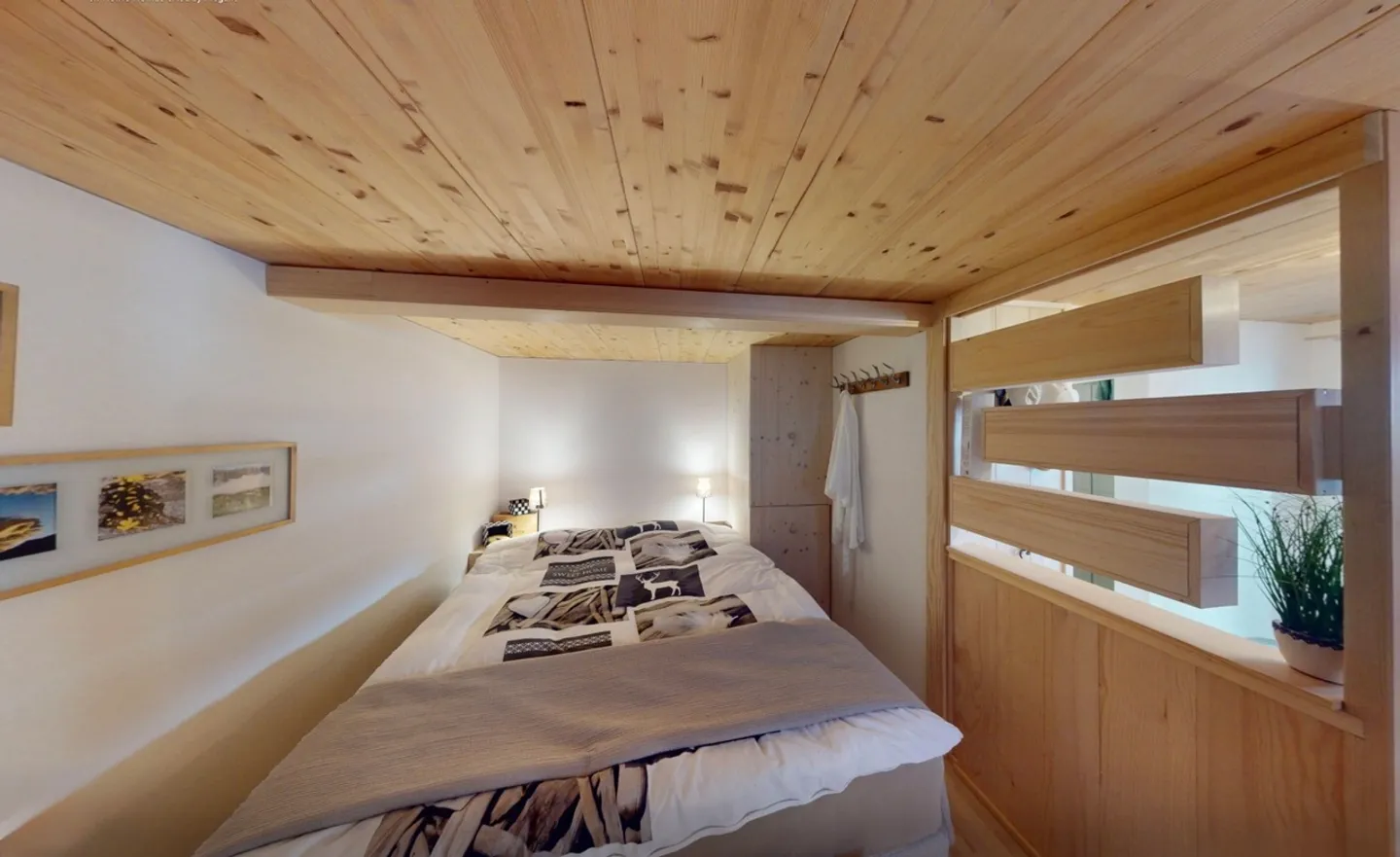 Charming Rustic in Verdasio – Your Retreat! - Photo 5 of 13