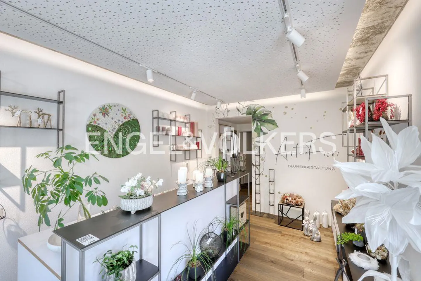 Eleganz trifft Kreativität - Exklusives Wohnen mit Atelier/Büro - Foto 11 von 12