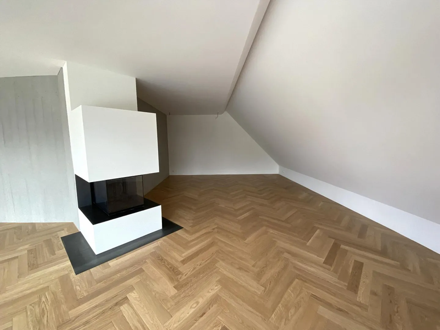 Vivre à un niveau élevé - appartement en attique exclusif en duplex - Photo 5 sur 12